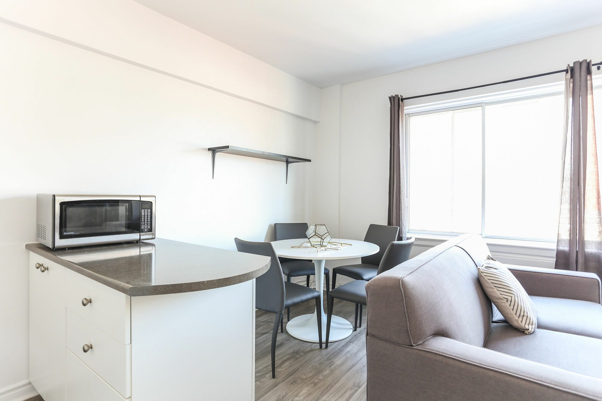 Modern In Downtown Mtl By Sonder Apartamento